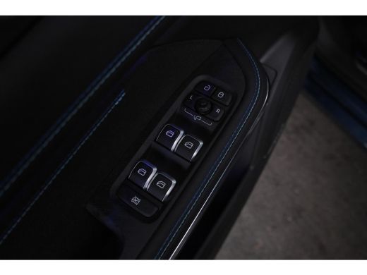 Lynk & Co 01 1.5 Zwarte hemel! alle opties, Climate, ActivLease financial lease