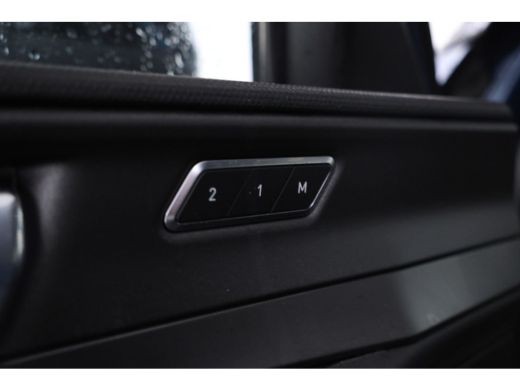 Lynk & Co 01 1.5 Zwarte hemel! alle opties, Climate, ActivLease financial lease