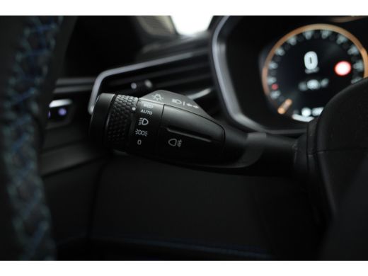 Lynk & Co 01 1.5 Zwarte hemel! alle opties, Climate, ActivLease financial lease