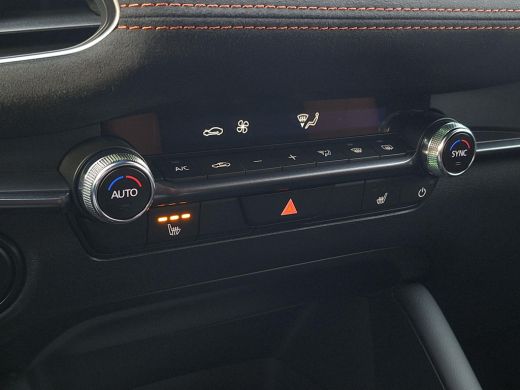 Mazda 3 2.0 e-SkyActiv-X M Hybrid 186 Nagisa | Aero pakket | Alcantara/Leder met stoelgeheugen | Achterui... ActivLease financial lease