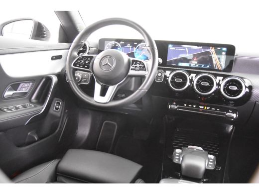 Mercedes-Benz CLA 180 SB *1ste Eigenaar*18"*AMG*Night*Navigatie* ActivLease financial lease