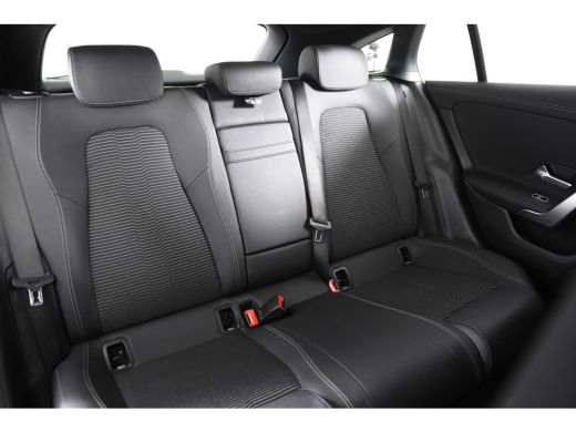 Mercedes-Benz CLA 180 SB *1ste Eigenaar*18"*AMG*Night*Navigatie* ActivLease financial lease