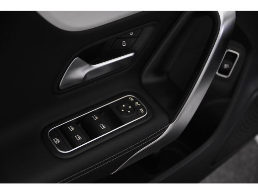 Mercedes-Benz CLA 180 SB *1ste Eigenaar*18"*AMG*Night*Navigatie* ActivLease financial lease