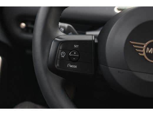 Mini Aceman SE / LED / Parking Assistant / 18" Night Flash Spoke Grey ActivLease financial lease