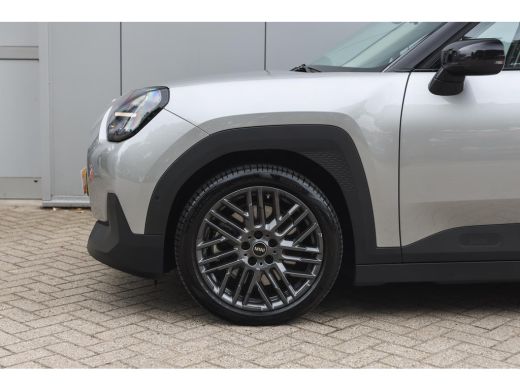 Mini Aceman SE / LED / Parking Assistant / 18" Night Flash Spoke Grey ActivLease financial lease