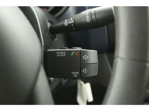 Opel Vivaro 1.6 CDTI L2H1 | Dubbele Cabine | 6 Persoons | Airco | Camera | Cruise | Navigatie | PDC ActivLease financial lease