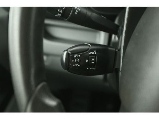 Opel Vivaro 2.0 CDTI 150PK L2H1 | Airco | 360° CAM | Carplay | Cruise | Trekhaak | 3 Persoons | PDC | Sidebars ActivLease financial lease