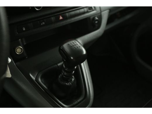 Opel Vivaro 2.0 CDTI 150PK L2H1 | Airco | 360° CAM | Carplay | Cruise | Trekhaak | 3 Persoons | PDC | Sidebars ActivLease financial lease