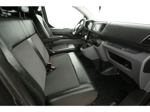 Opel Vivaro 2.0 CDTI 150PK L2H1 | Airco | 360° CAM | Carplay | Cruise | Trekhaak | 3 Persoons | PDC | Sidebars ActivLease financial lease