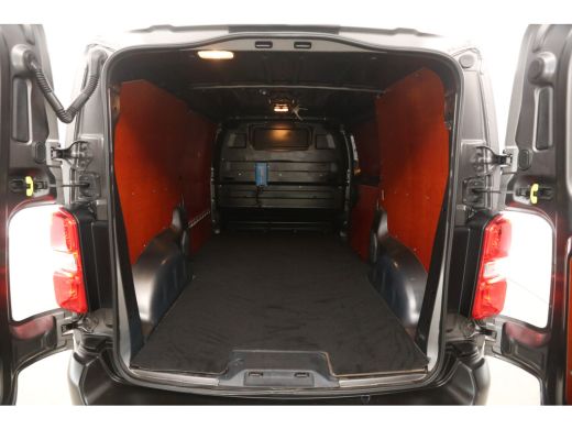 Opel Vivaro 2.0 CDTI 150PK L2H1 | Airco | 360° CAM | Carplay | Cruise | Trekhaak | 3 Persoons | PDC | Sidebars ActivLease financial lease