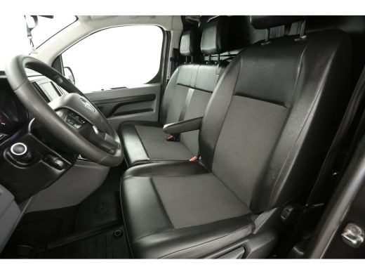 Opel Vivaro 2.0 CDTI 150PK L2H1 | Airco | 360° CAM | Carplay | Cruise | Trekhaak | 3 Persoons | PDC | Sidebars ActivLease financial lease