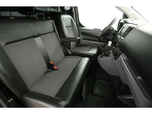Opel Vivaro 2.0 CDTI 150PK L2H1 | Airco | 360° CAM | Carplay | Cruise | Trekhaak | 3 Persoons | PDC | Sidebars ActivLease financial lease