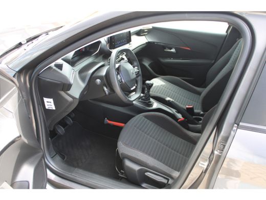 Peugeot 208 1.2 PureTech Active 100PK | LM Velgen | Navigatie | Parkeersensoren | Apple Carplay / Android Aut... ActivLease financial lease