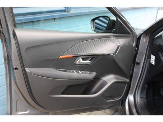 Peugeot 208 1.2 PureTech Active 100PK | LM Velgen | Navigatie | Parkeersensoren | Apple Carplay / Android Aut... ActivLease financial lease