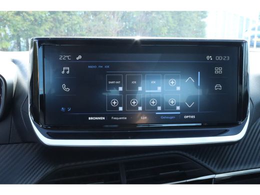 Peugeot 208 Allure | 16" Lichtmetalen velgen 'ELBORN' | Climate Control | Dashboard en deurpanelen in kunstst... ActivLease financial lease