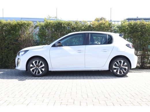 Peugeot 208 Allure | 16" Lichtmetalen velgen 'ELBORN' | Climate Control | Dashboard en deurpanelen in kunstst... ActivLease financial lease