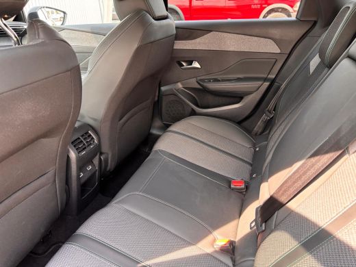 Peugeot 308 SW 1.2 Allure 130PK Automaat | Camera | Navigatie | Parkeersensoren | Apple Carplay / Android Aut... ActivLease financial lease