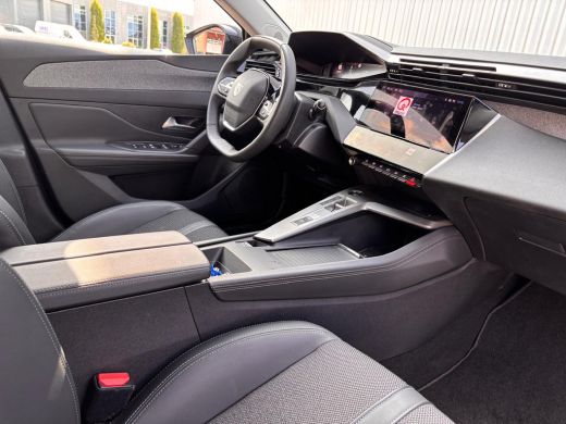 Peugeot 308 SW 1.2 Allure 130PK Automaat | Camera | Navigatie | Parkeersensoren | Apple Carplay / Android Aut... ActivLease financial lease