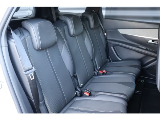 Peugeot 5008 1.2 PURETECH 130PK GT PACK AUTOMAAT | 2 stoelen op derde rij | Achterbank in delen neerklapbaar |... ActivLease financial lease