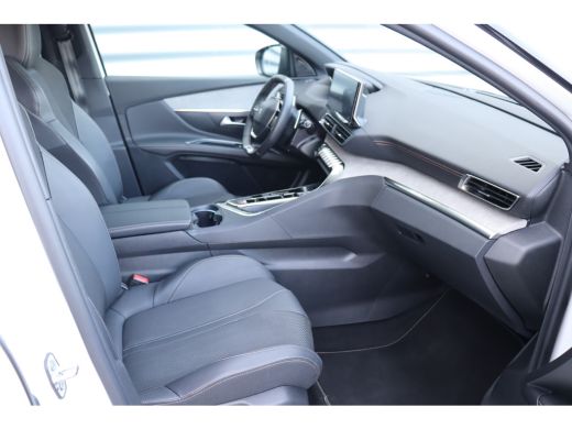 Peugeot 5008 1.2 PURETECH 130PK GT PACK AUTOMAAT | 2 stoelen op derde rij | Achterbank in delen neerklapbaar |... ActivLease financial lease