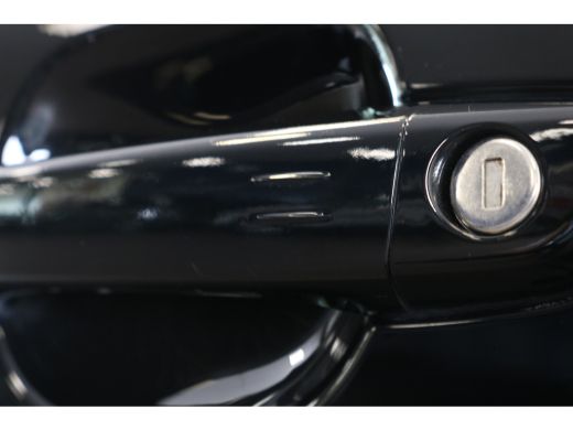 Peugeot e-2008 EV GT 50 kWh | Navi | Camera | Alcantara | Stoelverw. | AD.cruise | PDC V+A | Keyless Entry | ActivLease financial lease