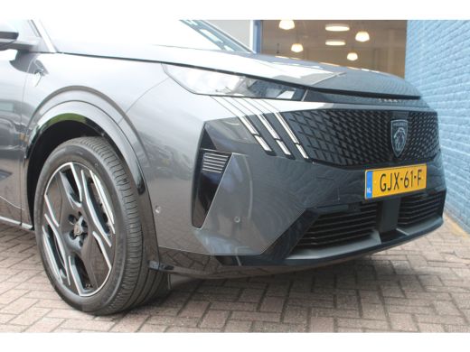 Peugeot e-5008 GT Avantage 73 kWh | Lederen bekleding | Panorama/schuifdak | Navigatie | Camera | BTW | 6.000km | ActivLease financial lease