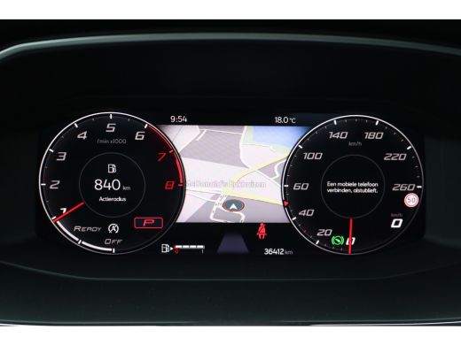 Seat Leon 1.0 eTSI Style Business Intense | Achteruitrijcamera | Airco (automatisch) | Cruise control adaptief ActivLease financial lease
