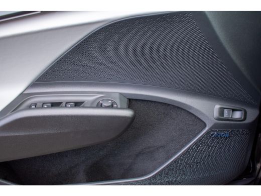 Skoda Elroq 85 Business Edition -Warmtepomp-Trekhaak-ACC-Massage-Head up-Keyless-20"- ActivLease financial lease