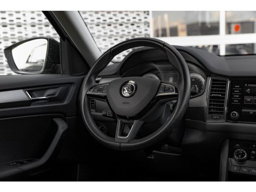 Skoda Kodiaq 1.5 TSI 150PK Ambition | Trekhaak | Navigatie | Adaptive Cruise | 17" ActivLease financial lease
