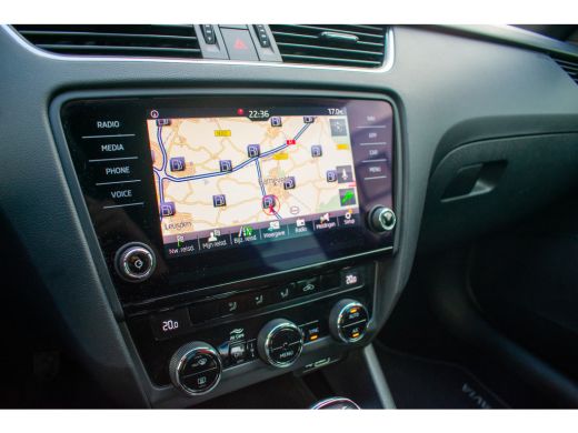 Skoda Octavia Combi 1.5 TSI Greentech Sport Business -Navi-18"- ActivLease financial lease