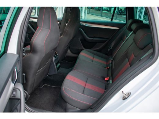 Skoda Octavia Combi 1.5 TSI Greentech Sport Business -Navi-18"- ActivLease financial lease
