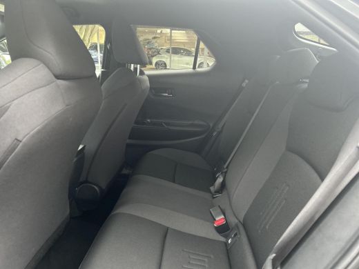 Toyota C-HR 1.8 Hybrid 140 First Edition ActivLease financial lease