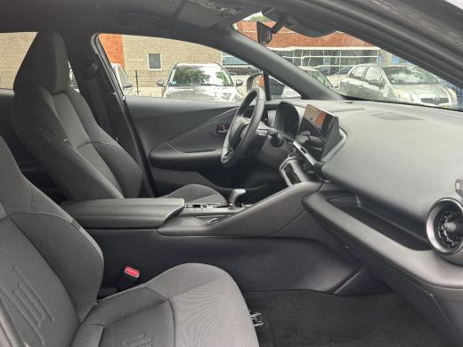 Toyota C-HR 1.8 Hybrid 140 First Edition ActivLease financial lease