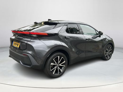 Toyota C-HR 1.8 Hybrid 140 First Edition ActivLease financial lease