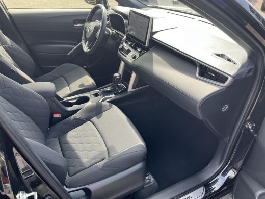 Toyota Corolla Cross Hybrid 200 Dynamic | Navigatie | Apple CarPlay/Android auto | Achteruitrijcamera | Trekhaak ActivLease financial lease