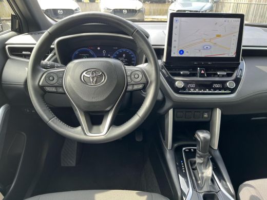 Toyota Corolla Cross Hybrid 200 Dynamic | Navigatie | Apple CarPlay/Android auto | Achteruitrijcamera | Trekhaak ActivLease financial lease