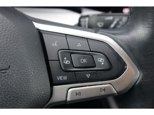 Volkswagen Golf 110PK 1.0 TSI Life | Airco (automatisch) | Cruise control adaptief | Draadloze telefoonlader ActivLease financial lease