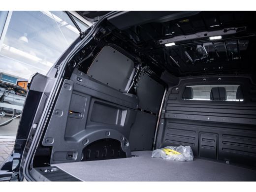 Volkswagen ID. Buzz Cargo Cargo ID. Buzz Anniversary Edition TREKHAAK - CAMERA - FULL LED ActivLease financial lease