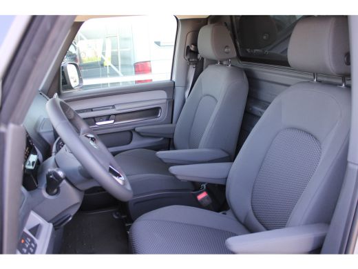 Volkswagen ID. Buzz Cargo Bulli Editon VOOR MEKAAR DEALS | 79 kWh | 286 pk | Trekhaak | Achterklep | 360° camera | IQ.LIGHT... ActivLease financial lease