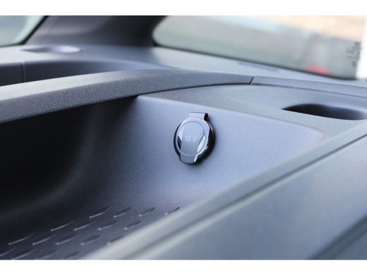 Volkswagen ID. Buzz Cargo Bulli Editon VOOR MEKAAR DEALS | 79 kWh | 286 pk | Trekhaak | Achterklep | 360° camera | IQ.LIGHT... ActivLease financial lease