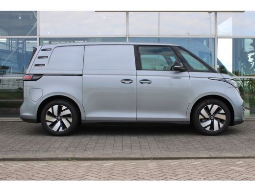 Volkswagen ID. Buzz Cargo Bulli Editon VOOR MEKAAR DEALS | 79 kWh | 286 pk | Trekhaak | Achterklep | 360° camera | IQ.LIGHT... ActivLease financial lease