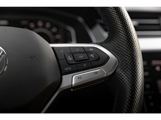 Volkswagen Passat Variant 1.4 TSI PHEV GTE Business | Matrix Led | Keyless | Camera ActivLease financial lease