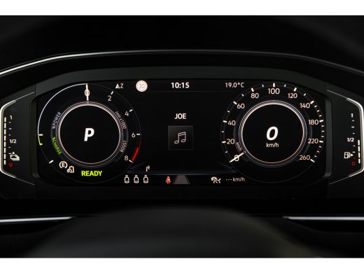 Volkswagen Passat Variant 1.4 TSI PHEV GTE Business | Matrix Led | Keyless | Camera ActivLease financial lease