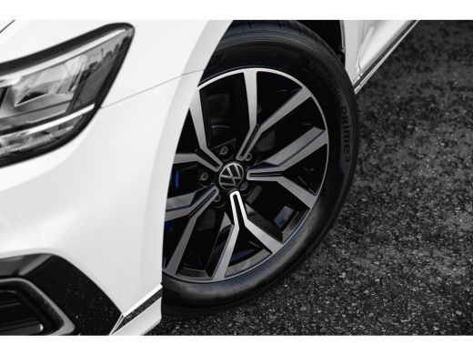 Volkswagen Passat Variant 1.4 TSI PHEV GTE Business | Matrix Led | Keyless | Camera ActivLease financial lease