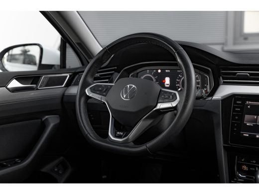 Volkswagen Passat Variant 1.4 TSI PHEV GTE Business | Matrix Led | Keyless | Camera ActivLease financial lease