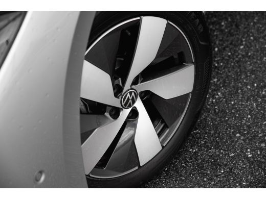 Volkswagen Passat Variant 1.5 eHybrid 204pk Elegance Business | Panoramdak | Dodehoeksensor | 360 Camera | Stoelver... ActivLease financial lease