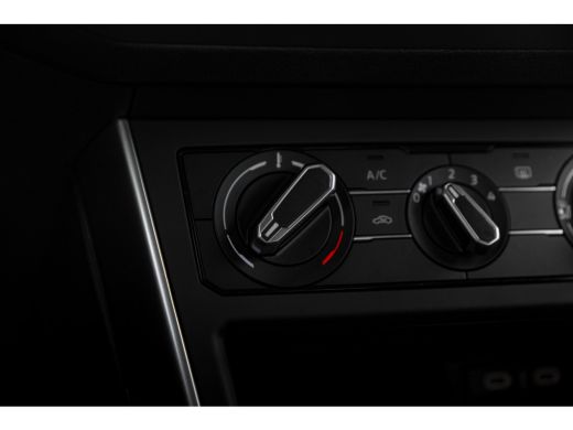 Volkswagen Polo 1.0 TSI 95pk DSG Life | Airco | 15" | Parkeerhulp V+A | Adaptive Cruise ActivLease financial lease