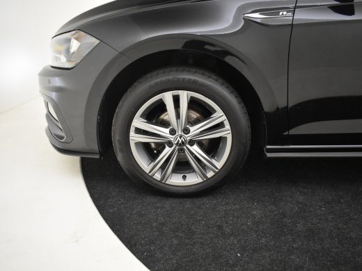 Volkswagen Polo 1.0 TSI R-Line Edition 96pk | Airco | Parkeersensoren v+a | Adaptief cruise control | Navigatie |... ActivLease financial lease