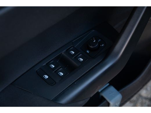 Volkswagen Polo 1.0 TSI R-Line Edition | Airco | Apple Carplay/Android Auto|telefoonintegratie premium | Buitensp... ActivLease financial lease