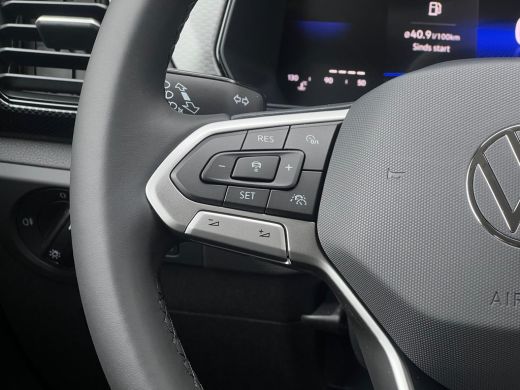 Volkswagen T-Cross Life Edition | 'App-Connect' draadloze smartphone integratie | Achterlichten LED | Afstandscontro... ActivLease financial lease